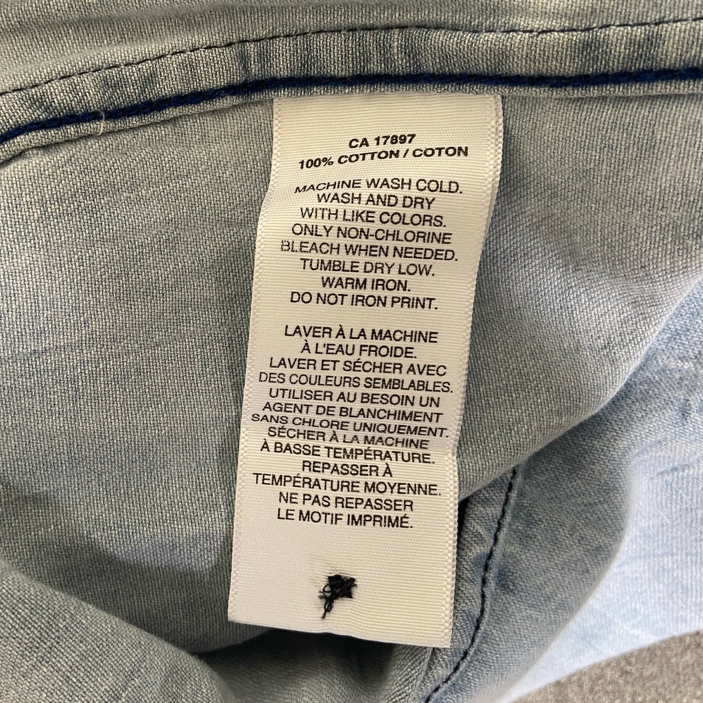 The GAP Boyfriend Shirt in Burn out Wash - Picture 5 of 7